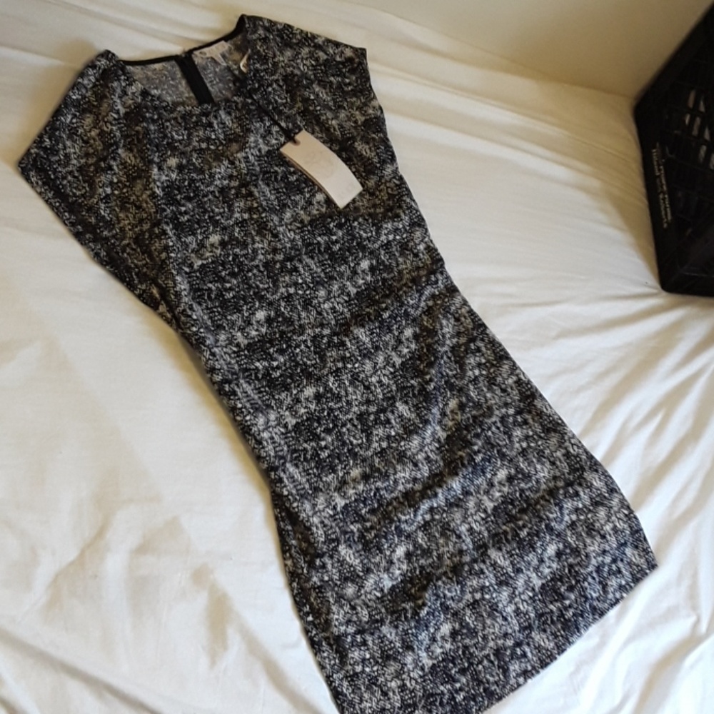 🖤NWT Lila Rose Dress sz 2🖤